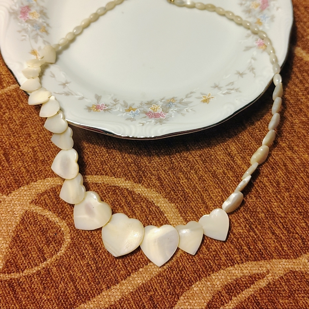 Vintage Cream Mother Of Pearl Heart Necklace